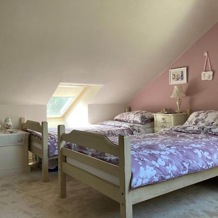 Cosy Twin Room With Private Bathroom Faversham Exterior photo