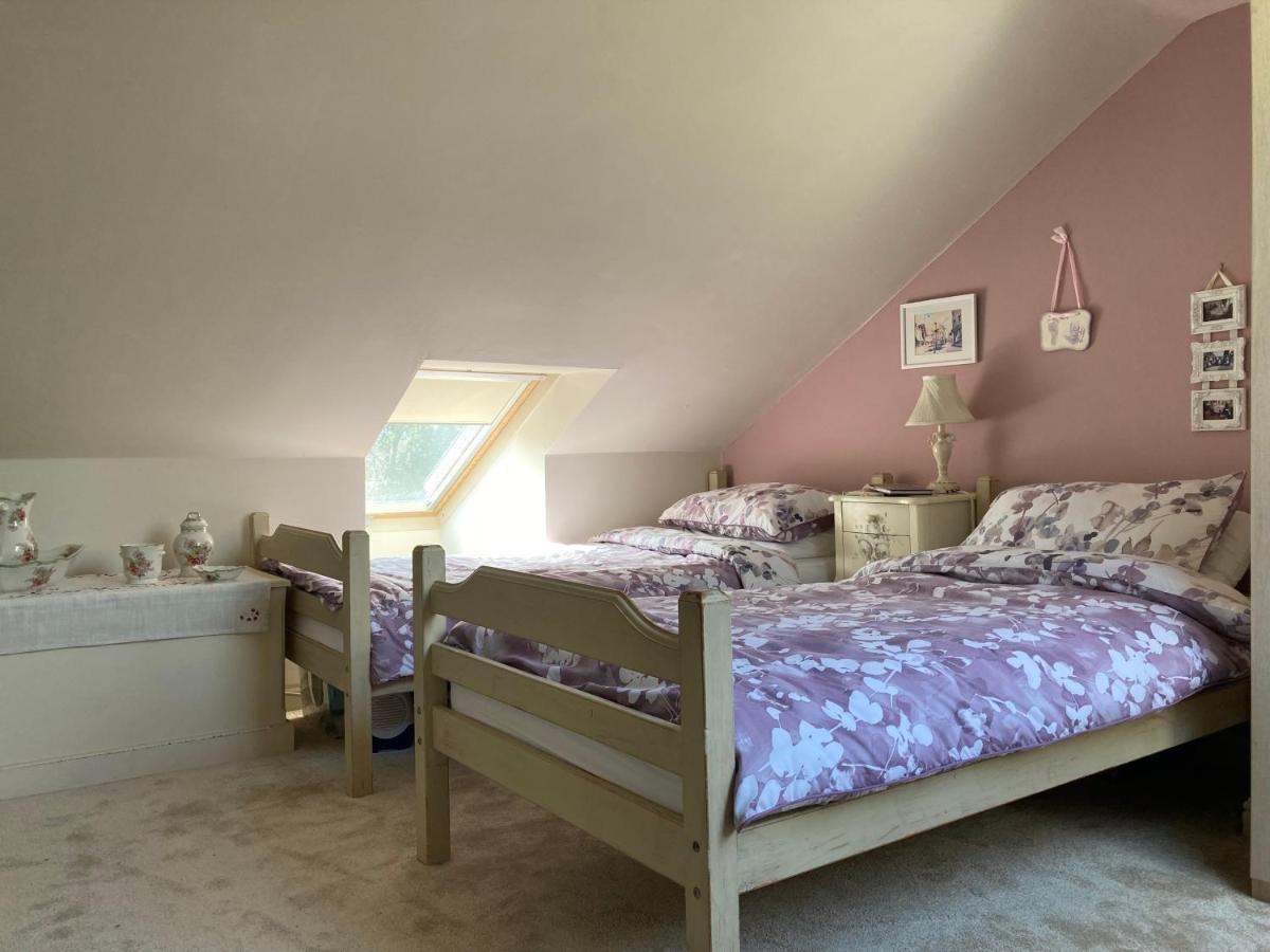 Cosy Twin Room With Private Bathroom Faversham Exterior photo